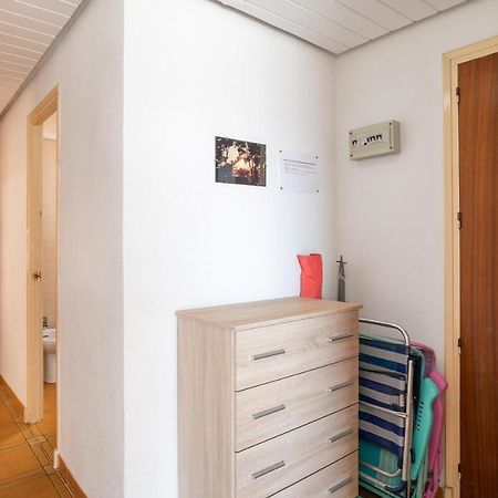 Apartment With Stunning Sea Views ซานตาโปลา ภายนอก รูปภาพ