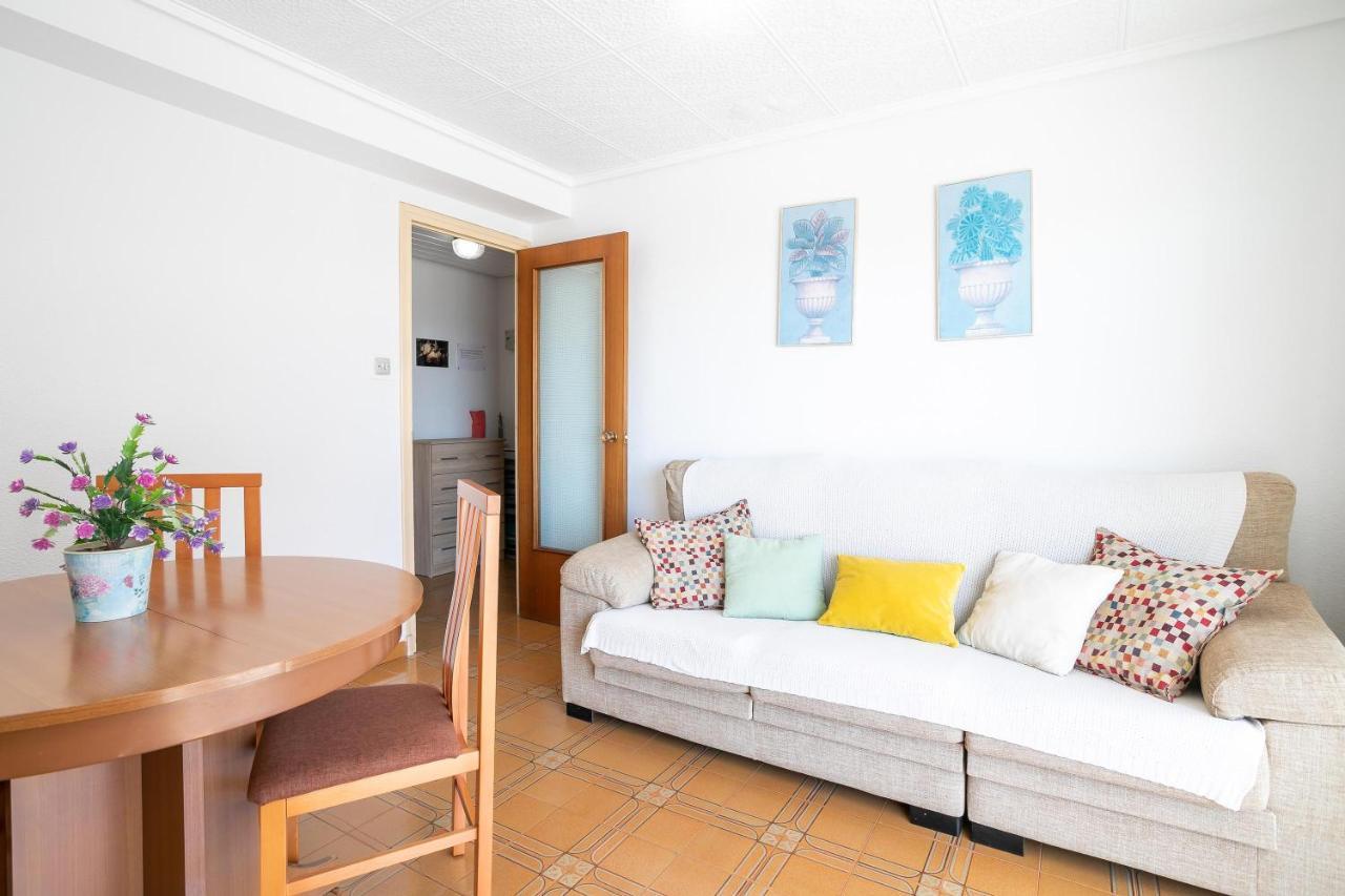 Apartment With Stunning Sea Views ซานตาโปลา ภายนอก รูปภาพ