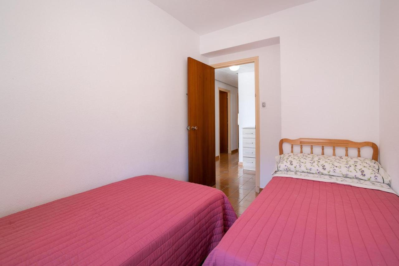Apartment With Stunning Sea Views ซานตาโปลา ภายนอก รูปภาพ